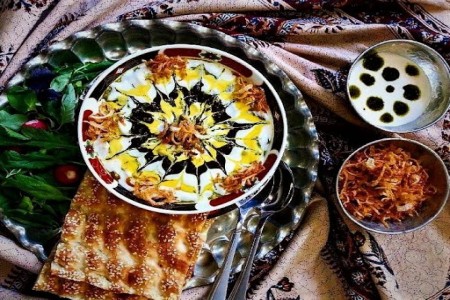 طرز تهيه آش دوغ قزوين به سبک سنتي