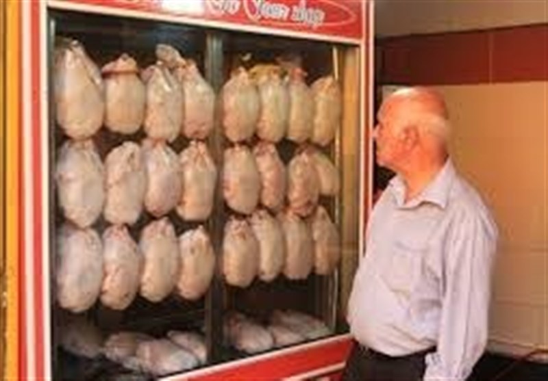مرغ از بازار ایلام پر کشید؛ عدم پاسخگویی مسئولان استانداری