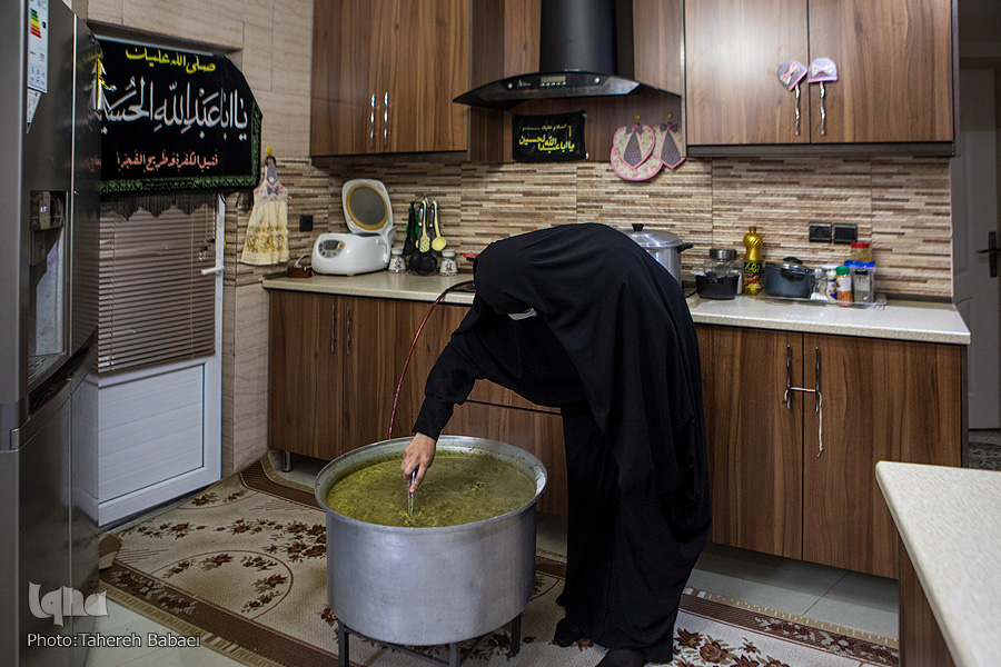 این خانه عزادار حسین(ع) است