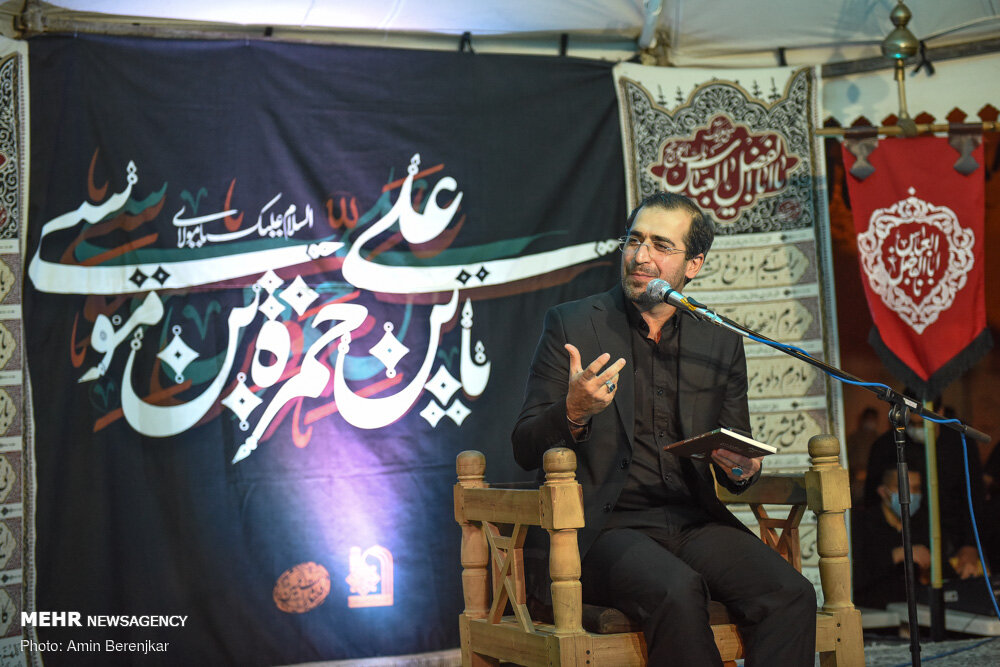 شعرخوانی برقعی در عزاداری شهادت امام سجاد(ع)