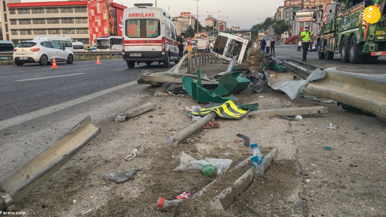 واژگونی اتوبوس مسافربری در استانبول