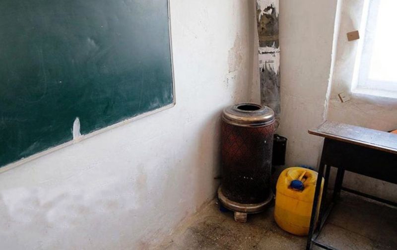 مدارس کامیاران با بخاری‌ نفتی خداحافظی کردند