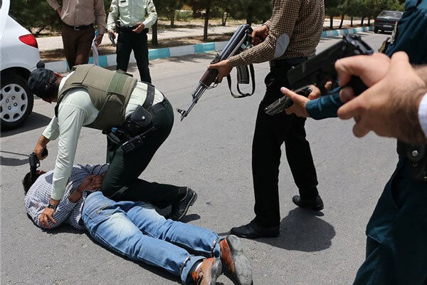 دستگیری سارق حرفهای با ۴۰ فقره سرقت در اهواز