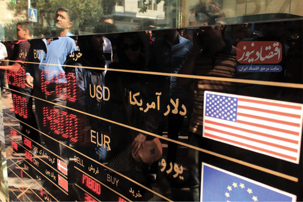 کم و کیف اثر ساز و کار بازگشت به تحریمهای گذشته بر دلار