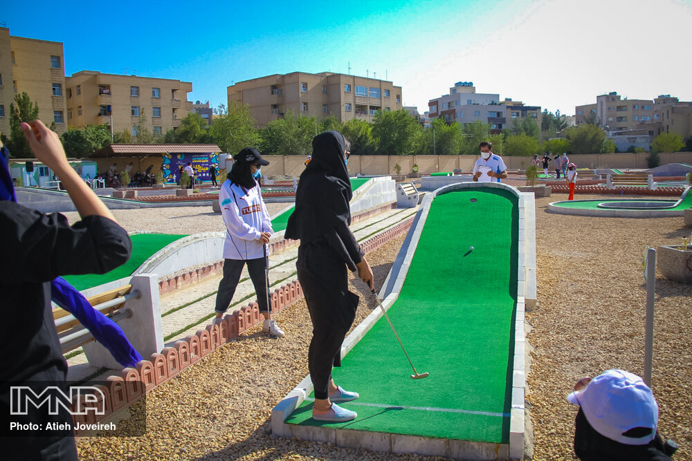 مسابقات مینی گلف جام بانوی قدسیان