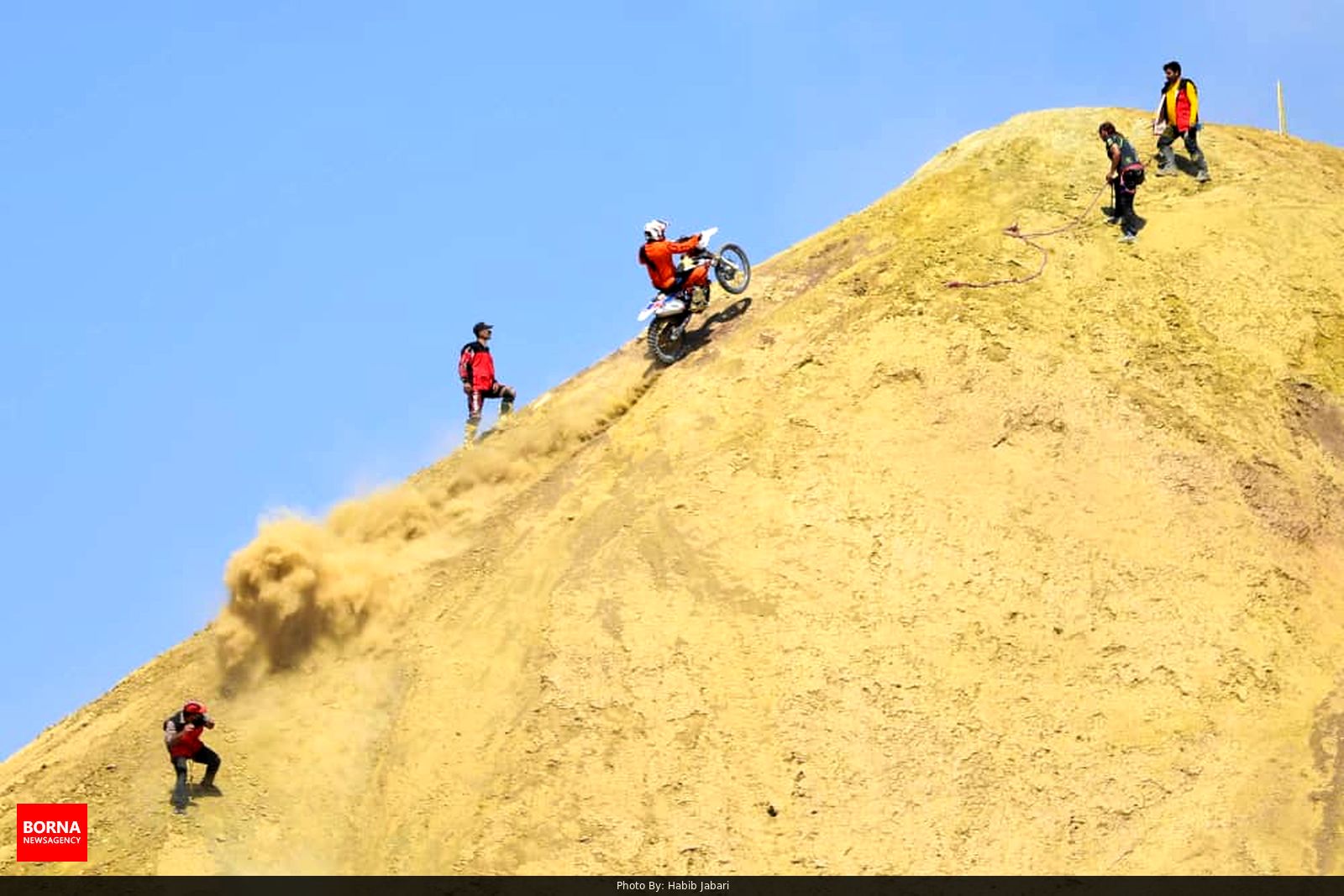 مسابقات موتور اندرو کوهستان