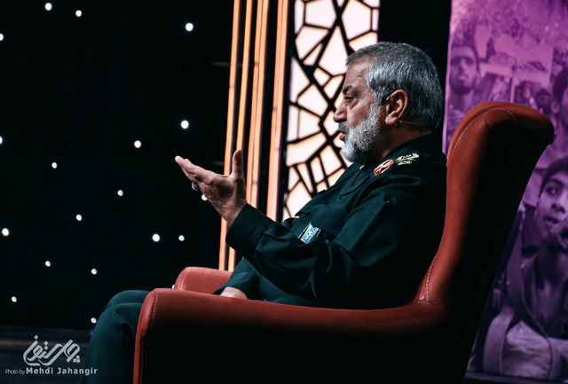 دیدار با ستون های امنیت در «چهل ستون»