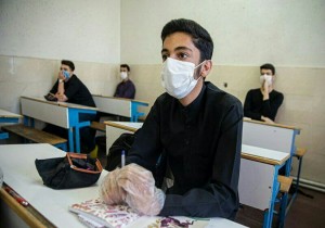 عدم ابلاغ تعطیلی مدارس تبریز و بلاتکلیفی دانشآموزان