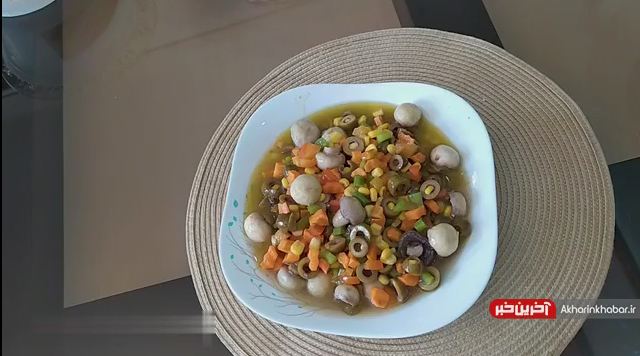 صفر تا صد تهيه ترشي يوناني