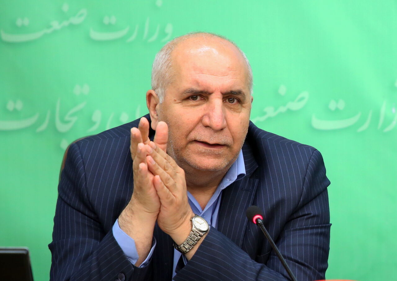 کارتهای بازرگانی یک بار مصرف جمع میشود