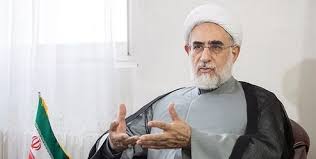 منتجبنیا: اصلاحطلبان اول باید خود را اصلاح کنند