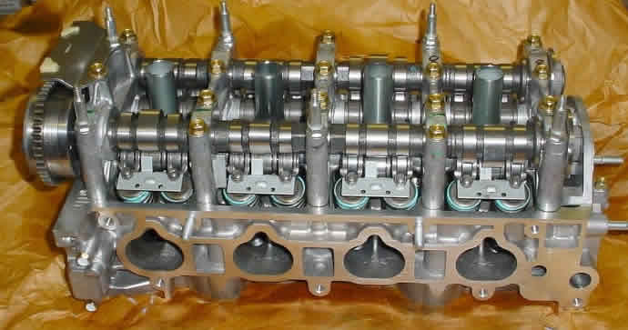 تفاوت بین گیربکس CVT و VVT در چیست؟