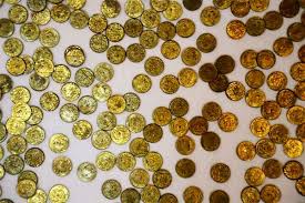 دستگیری قاچاقچیان سکه‌های تقلبی در اردبیل