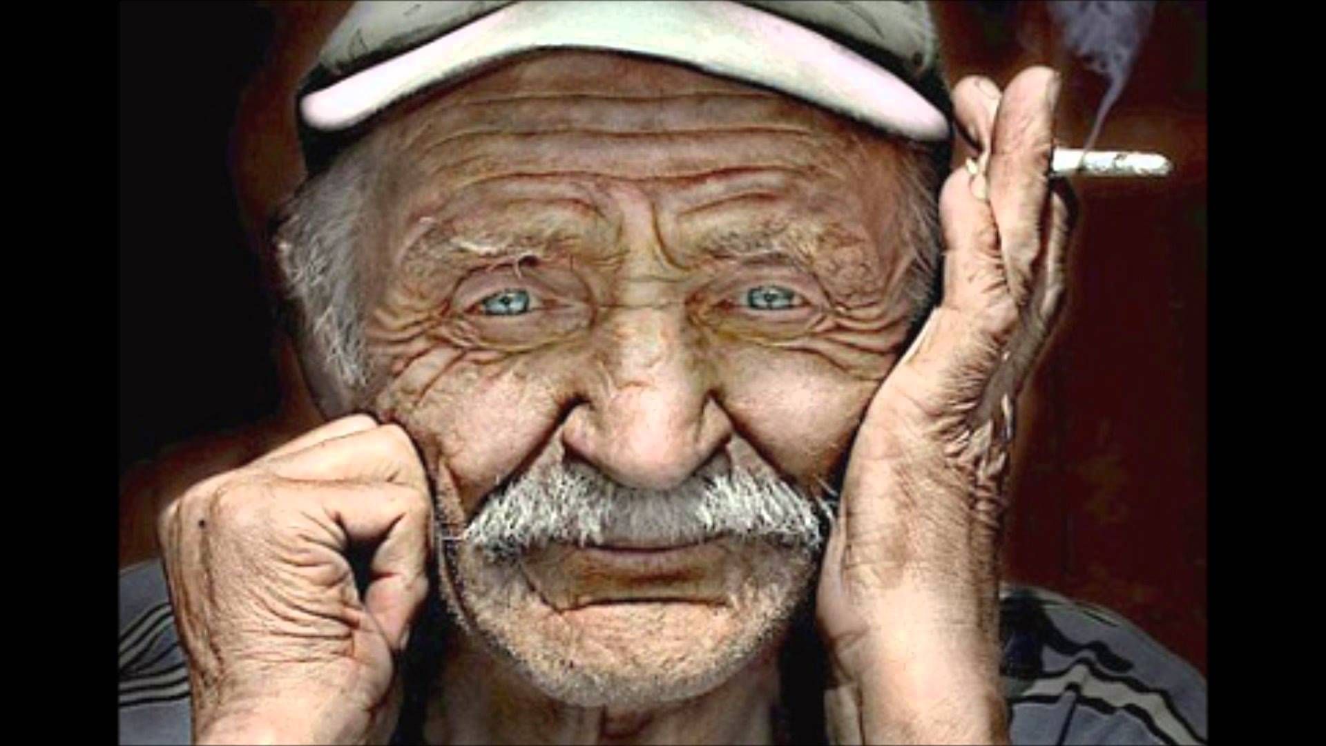 دو خط کتاب/ این است فرق پیر و جوان!