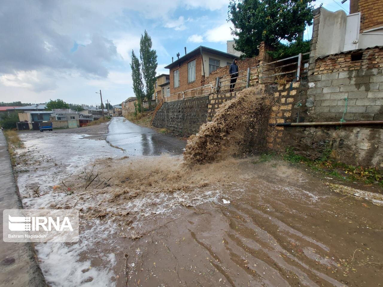 بارش باران شدید و آبگرفتگی معابر خلخال