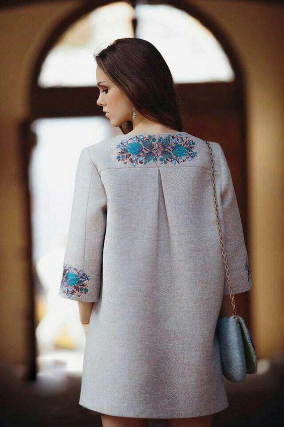 ۲۰ مدل مانتو پاییزه جدید در رنگ‌های متنوع