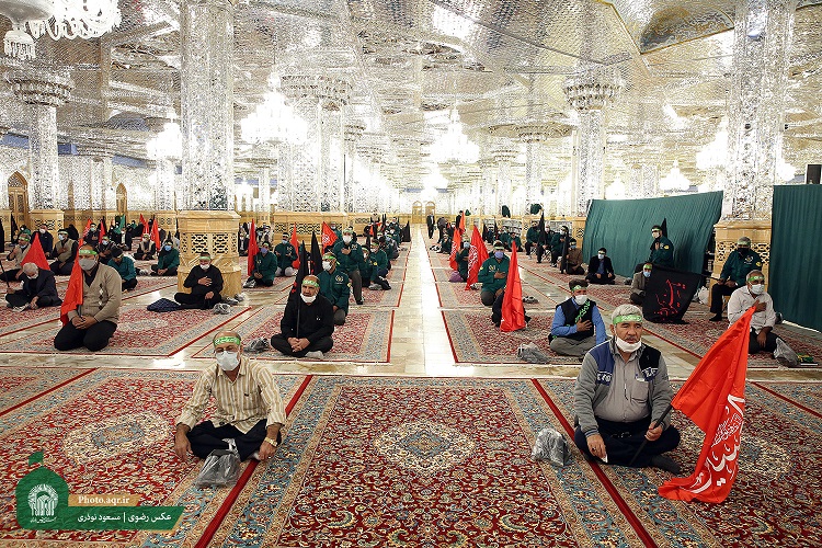 اجتماع خادمان مواکب اربعین حسینی در حرم مطهر رضوی