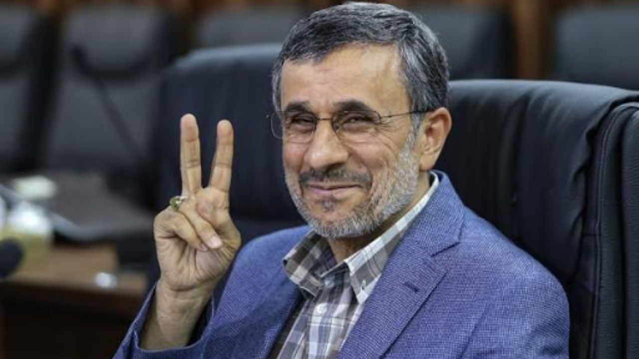 پیش‌بینی یک اصولگرا از تصمیم احمدی‌نژاد برای ۱۴۰۰