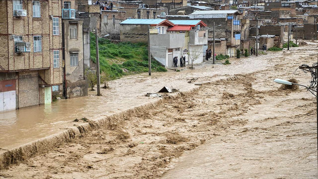 امدادرسانی به ۸۵ خانوار سیل زده شهرستان هرسین استان کرمانشاه