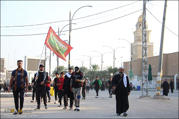 دلدادگی زائران اربعین حسینی؛ از کوفه به سوی کربلای معلی