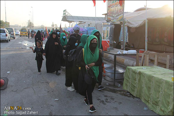 دلدادگی زائران اربعین حسینی؛ از کوفه به سوی کربلای معلی