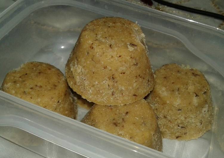 حلوا فندق خوشمزه