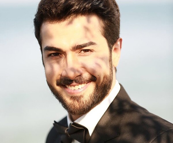 چهره‌ها/ تبریک حسین مهری برای راهیابی پرسپولیس به فینال