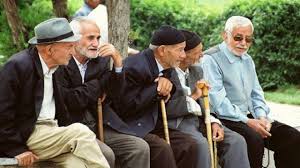 هدیه یک میلیونی دولت به سالمندان ۹۰ساله