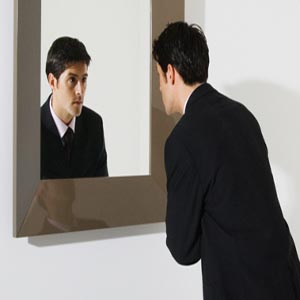 داستانک/ کدام هستید؛ شیشه یا آئینه؟!