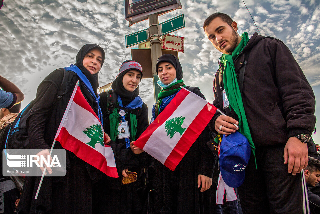 دلدادگان حسینی از سراسر جهان در پیاده روی اربعین