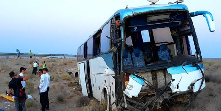 حادثه برای اتوبوس مشهد ـ بندرعباس؛ 10 نفر مصدوم شدند