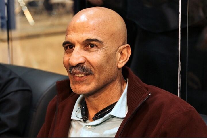 محمود فکری را تحت فشار نگذارید!