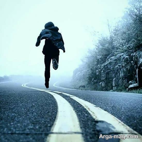 ژست عکس در جاده برای خلق عکس های ماندگار