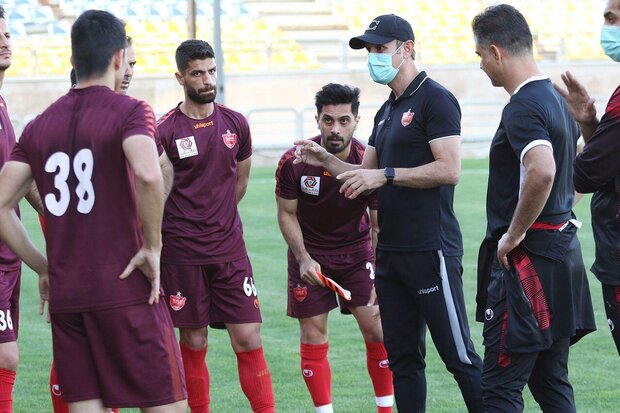 صحبتهای گلمحمدی برای بازیکنان پس از باخت در دیدار تدارکاتی