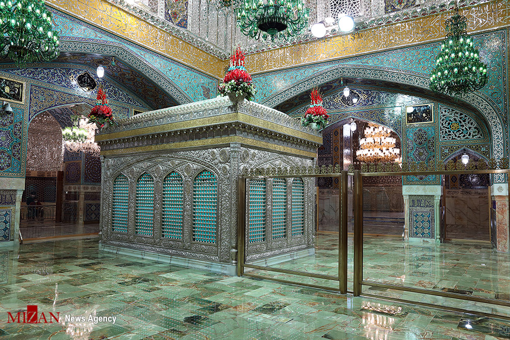 نورپردازی جدید ضریح مطهر امام رضا (ع) در ماه ربیع الاول 
