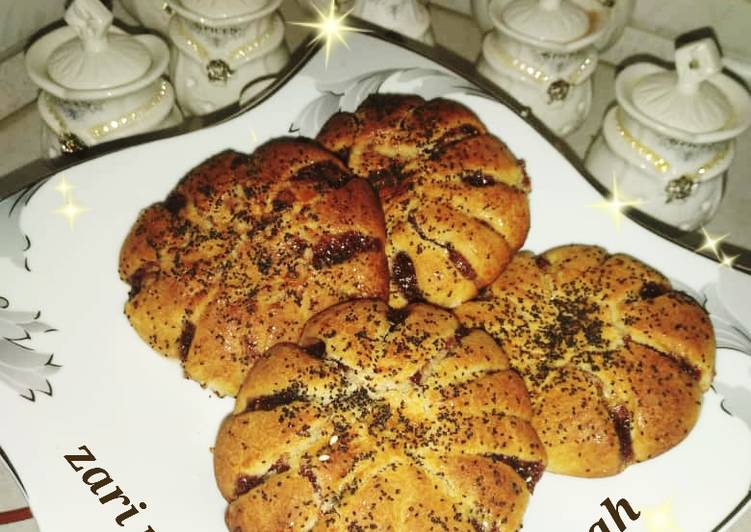 آموزش تهيه نان انجيري با مغز حلوا
