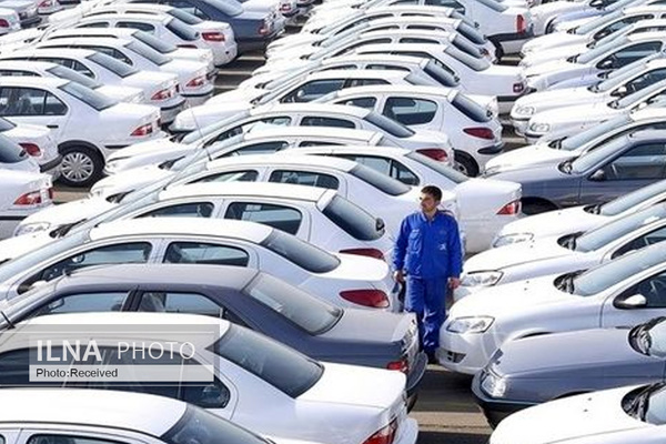 شورای رقابت از قیمتگذاری خودرو حذف نمیشود