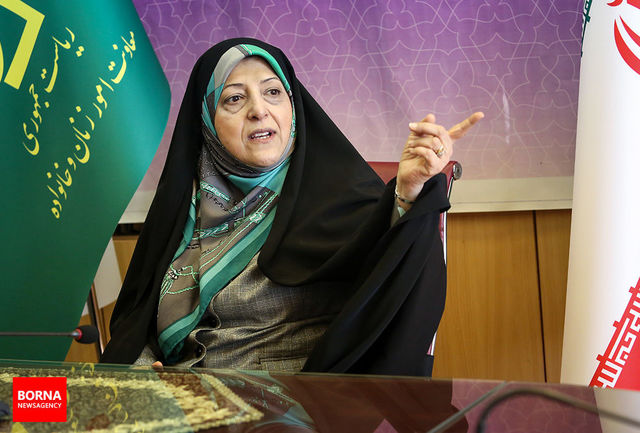 ابتکار: در شرایط موجود کسی بهتر از روحانی نمی توانست عمل کند