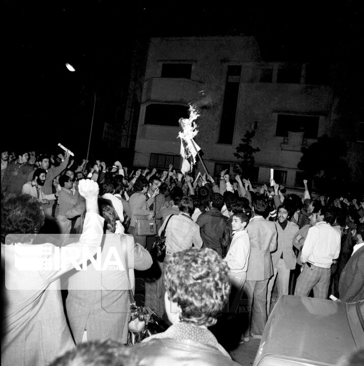 عکس/ 13 آبان 1358، تسخیر لانه جاسوسی آمریکا