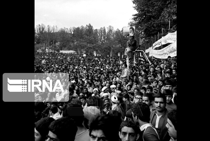 عکس/ 13 آبان 1358، تسخیر لانه جاسوسی آمریکا