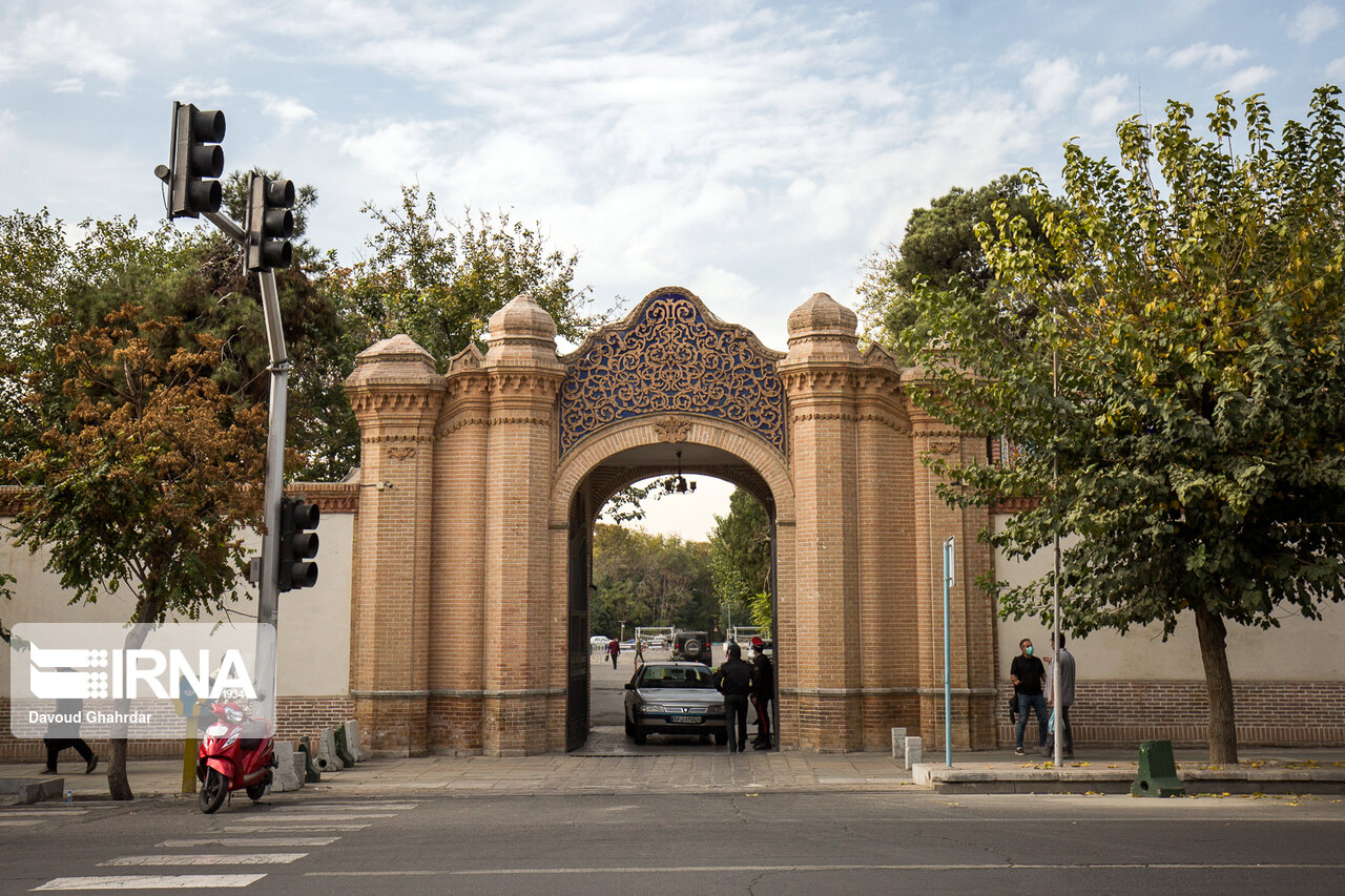 عمارت قاجاری کلاه فرنگی در تهران