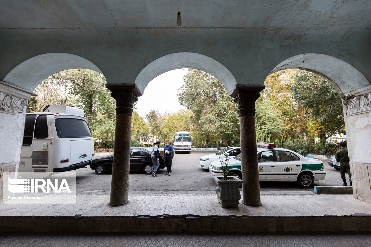 عمارت قاجاری کلاه فرنگی در تهران