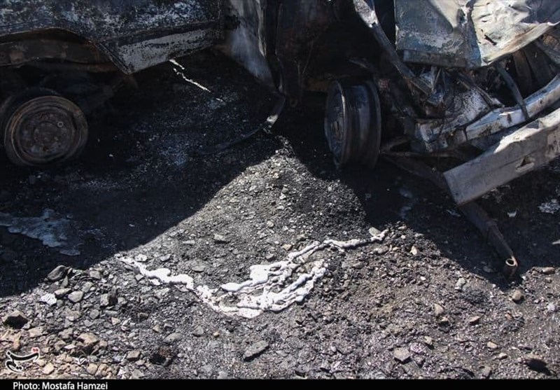 روایت تصویری تصادف وحشتناک سوخت‌کش‌ها در مسیر بم‌پشت - سراوان