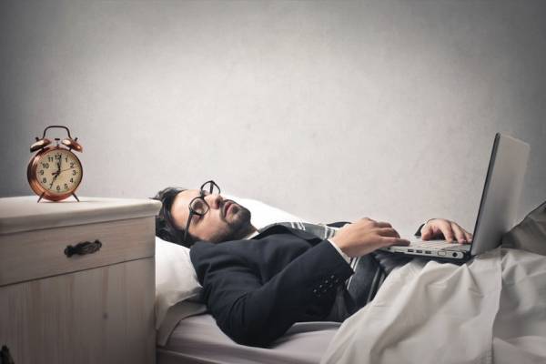 چطوری تنبلی در زندگی مشترک و کار را کنار بذارم؟