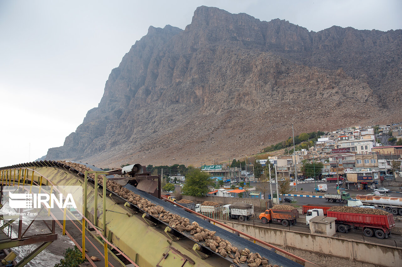 کارخانه قند بیستون
