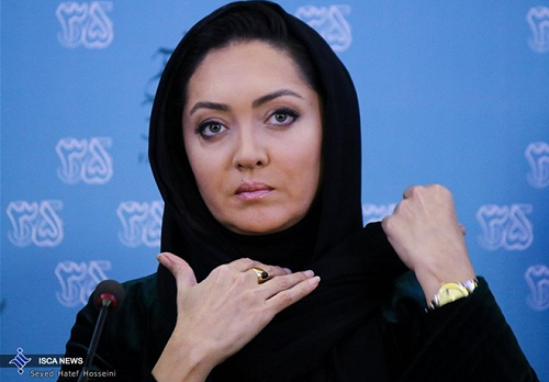 چهره ها/ نیکی کریمی در دفتر کارش