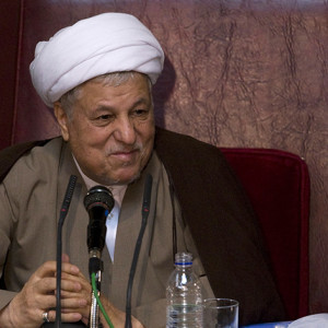 بازدید نمایشگاهی که برای هاشمی خسته کننده بود