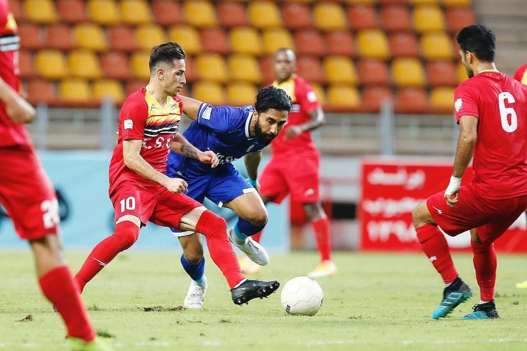فرشید باقری: اگر من مقصرم، مسئولان باشگاه کاری کنند من زودتر از تیم بروم
