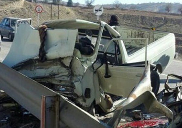 یک کشته و 2 مجروح حاصل برخورد 2 خودرو در فارس