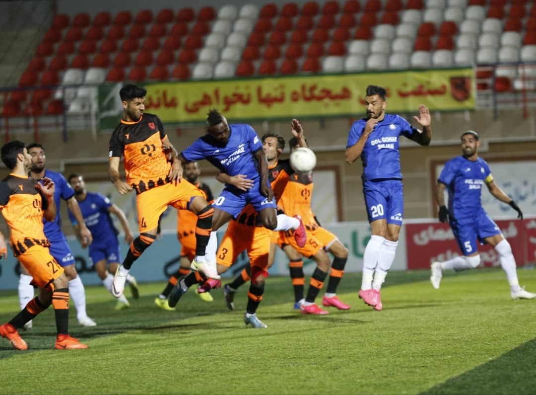 منشا ساندویچ نشد و گل زد